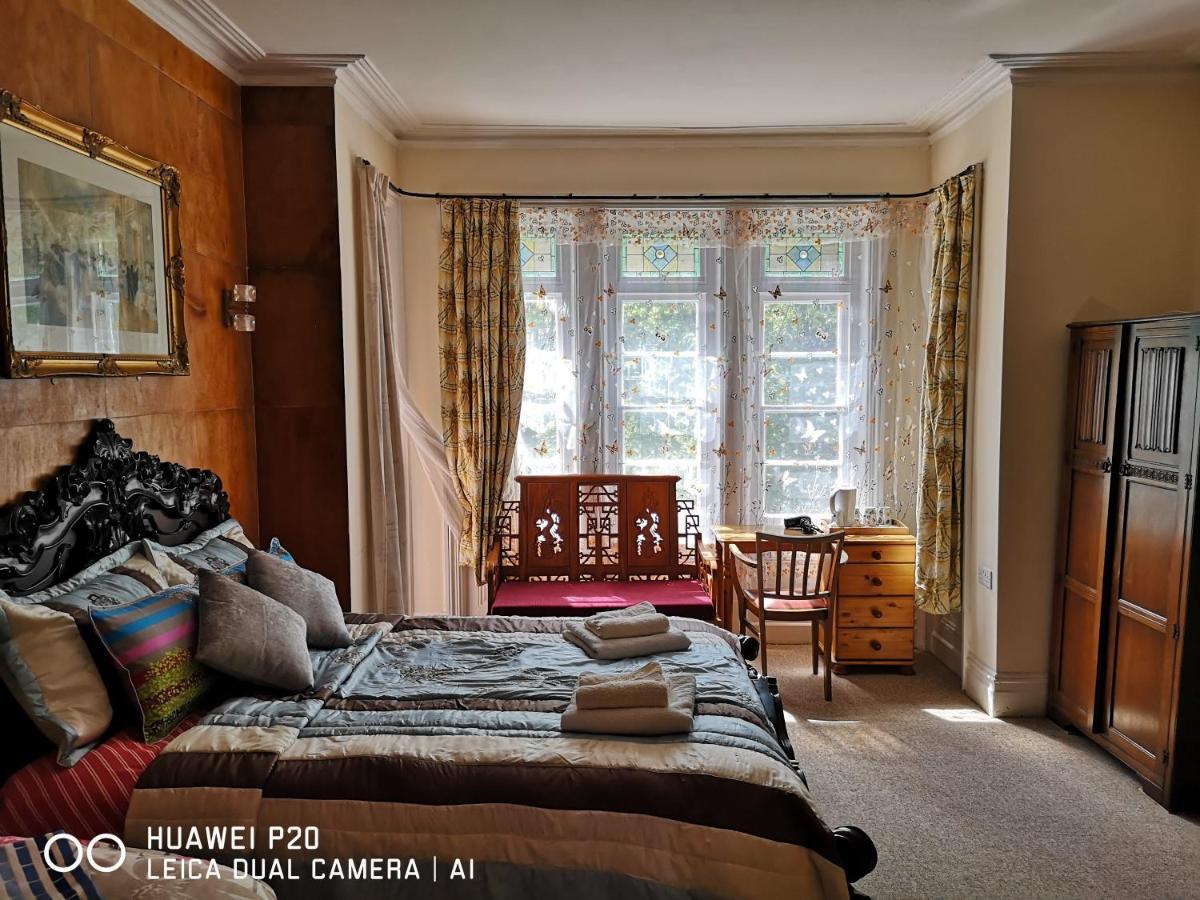 Lincoln House Отель Борнмут