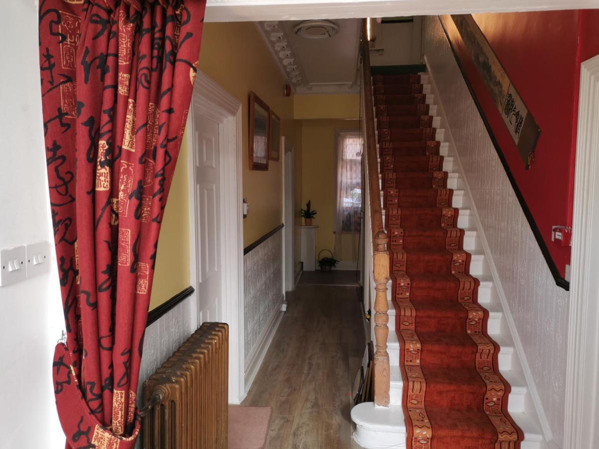 Lincoln House *