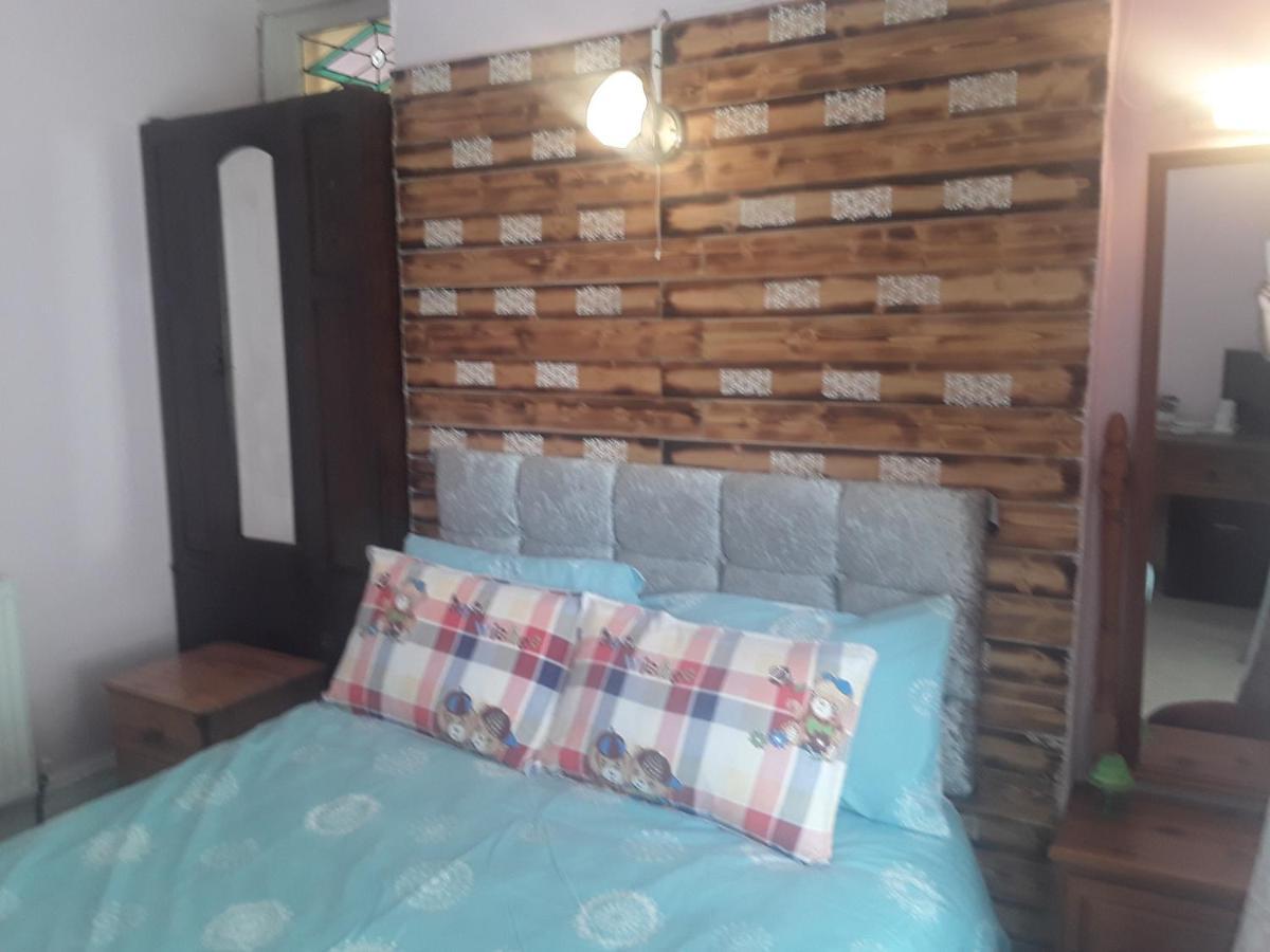 Lincoln House Отель Борнмут